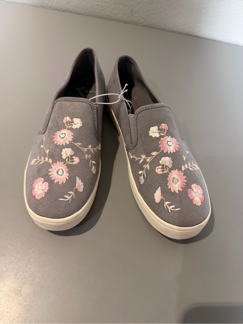 Gray Slip-On Sneakers with Pink Floral Embroidery